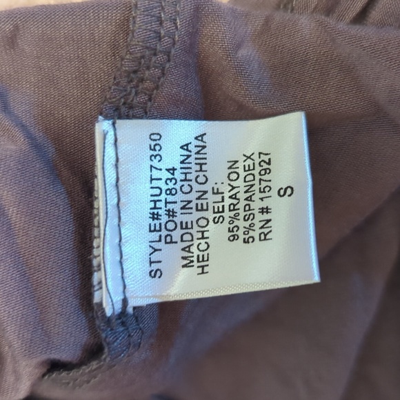 Lace sleeve v neck - Impressions boutique - Picture 6 of 7